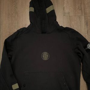 Supreme x stone island black hoodie